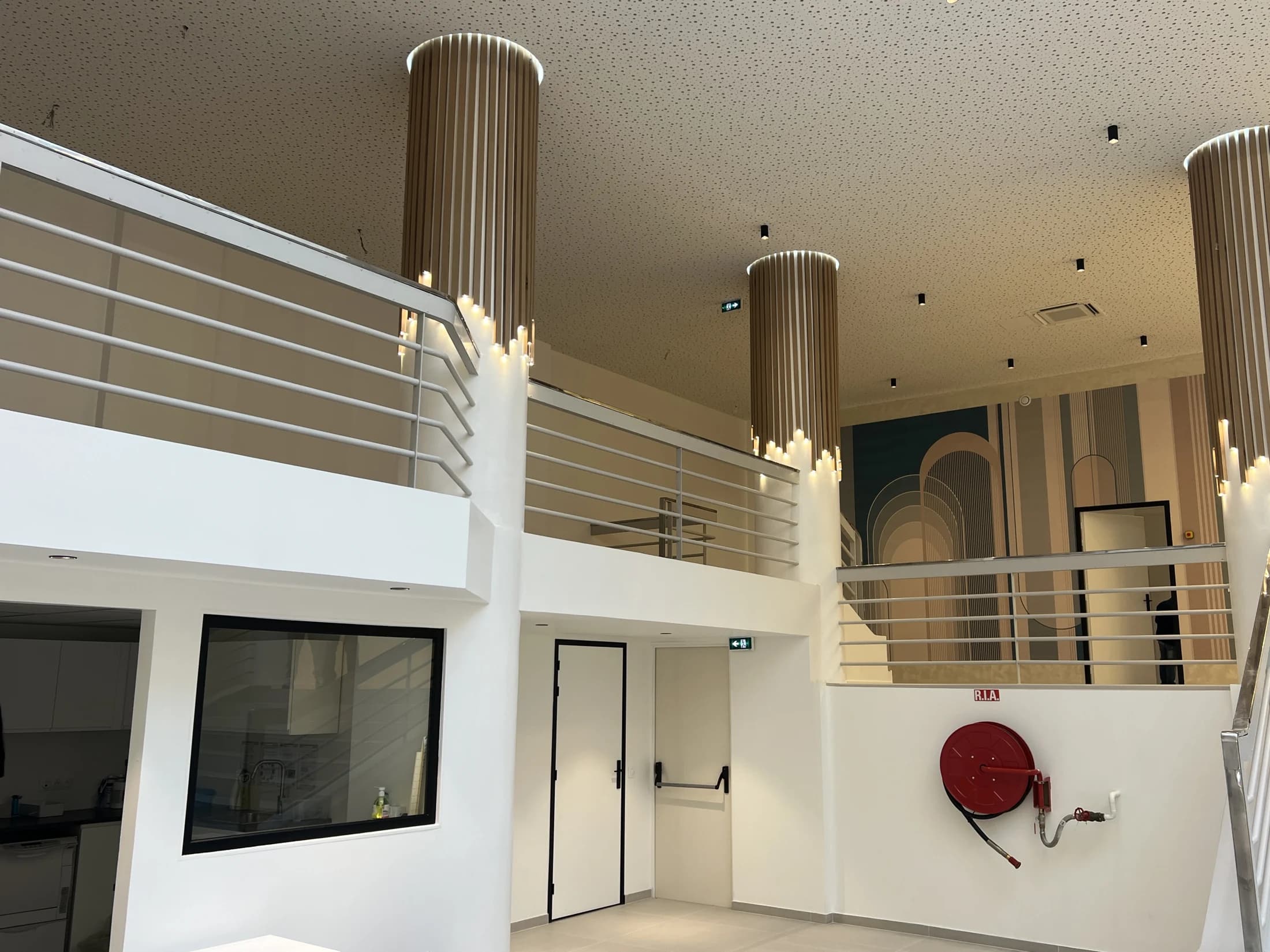 La mezzanine et les habillages verticaux — Épinal