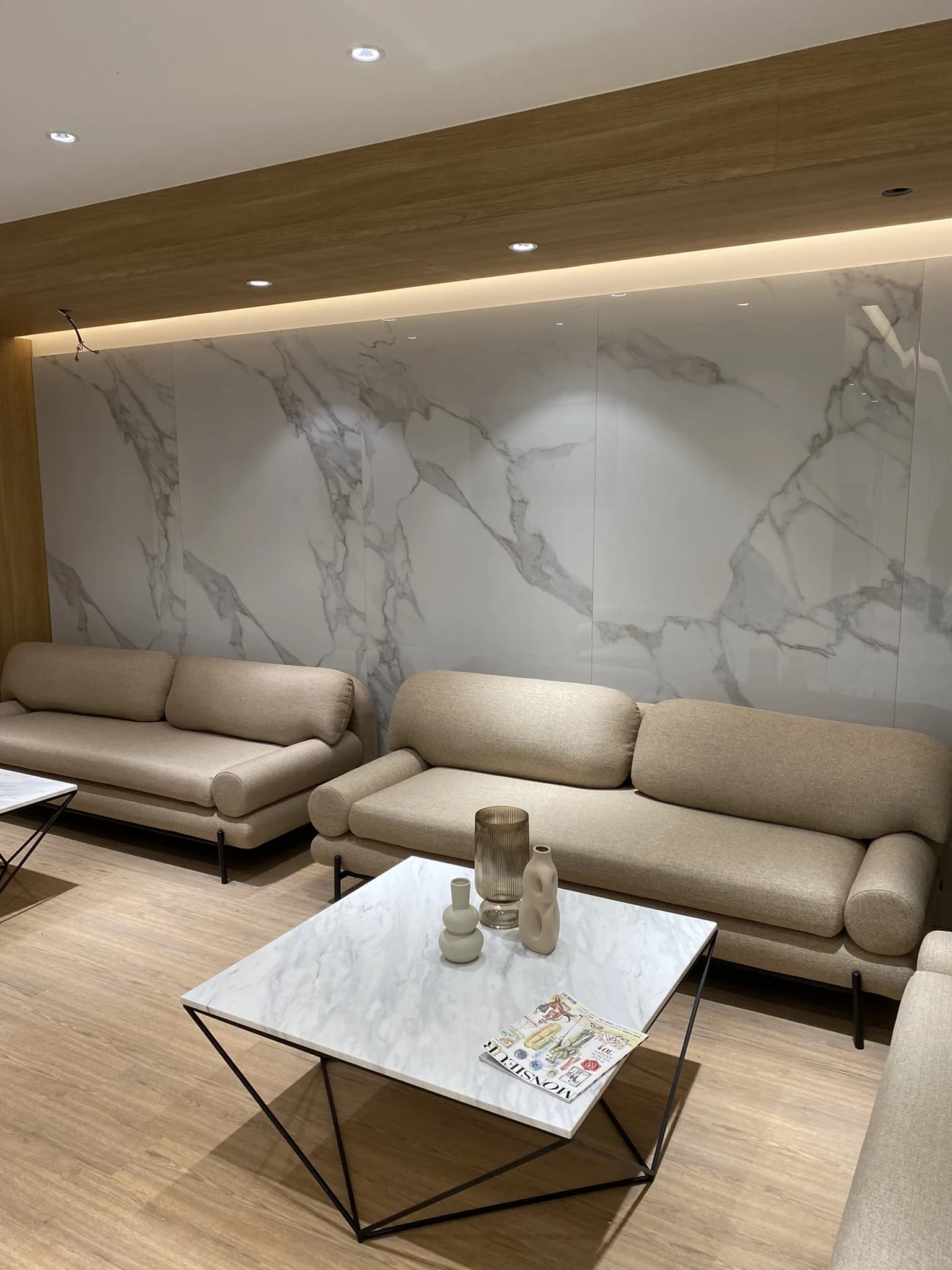 Le salon d’attente — Puteaux